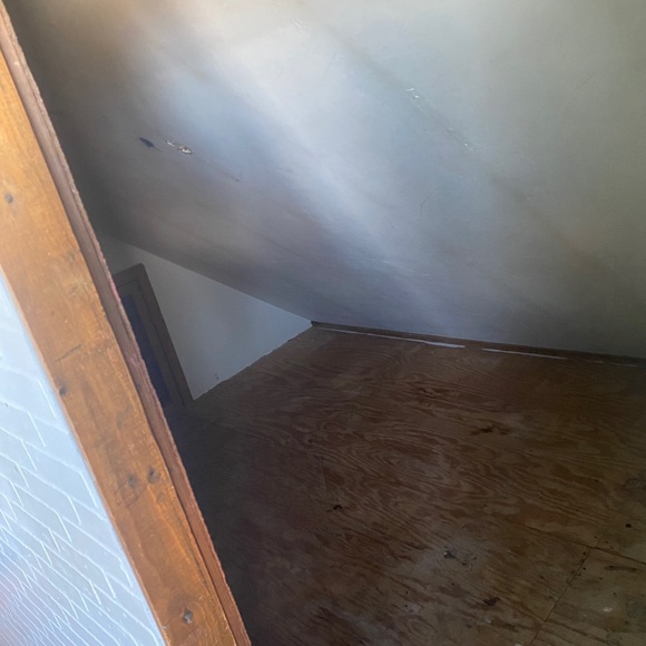 Beautiful 5bedroom 2bath Family home‼️ - Picture 13 of 16